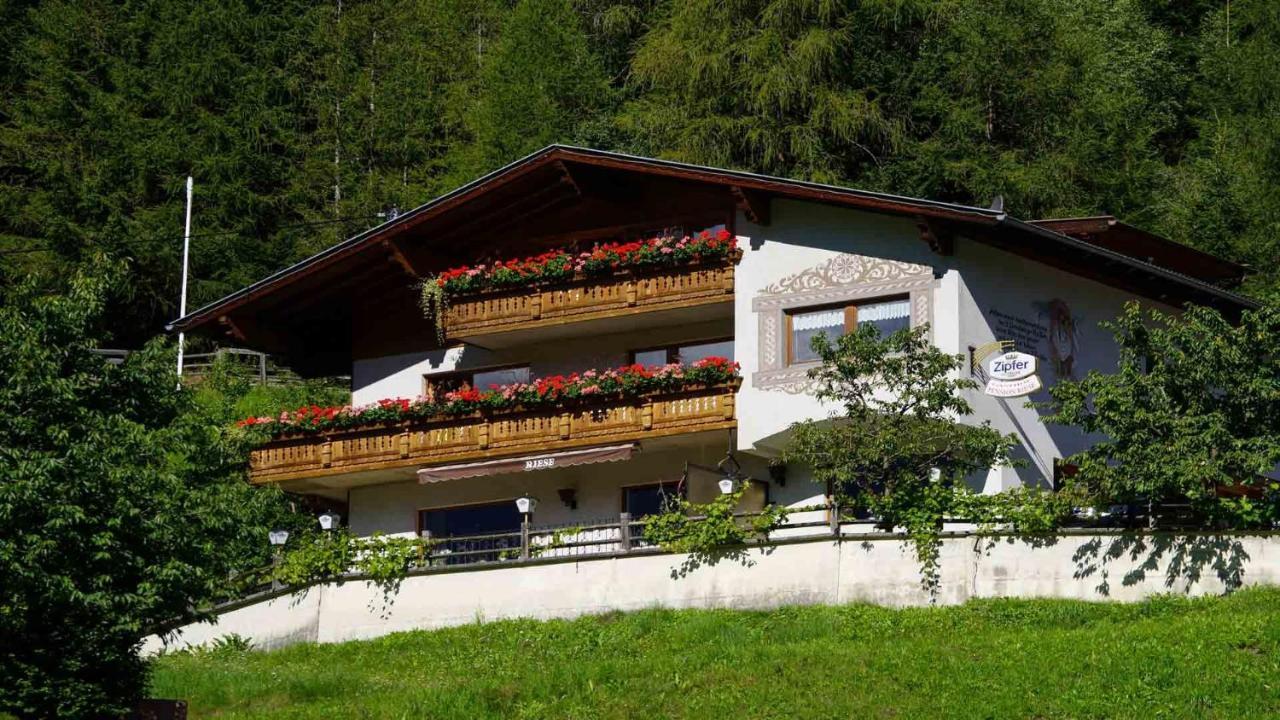 Pension Riese Neustift im Stubaital Exteriér fotografie
